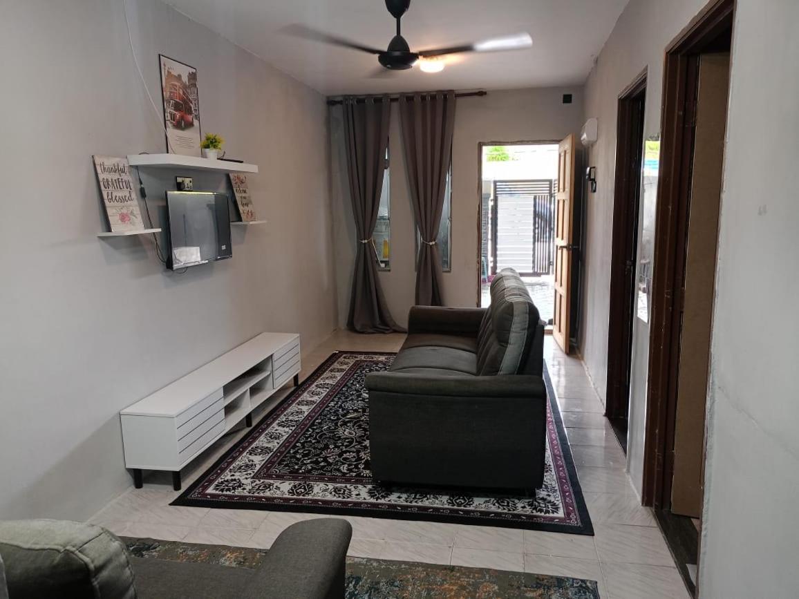 B&B Kuantan - ArDiNa SweetHoMe MINI POOL - Bed and Breakfast Kuantan