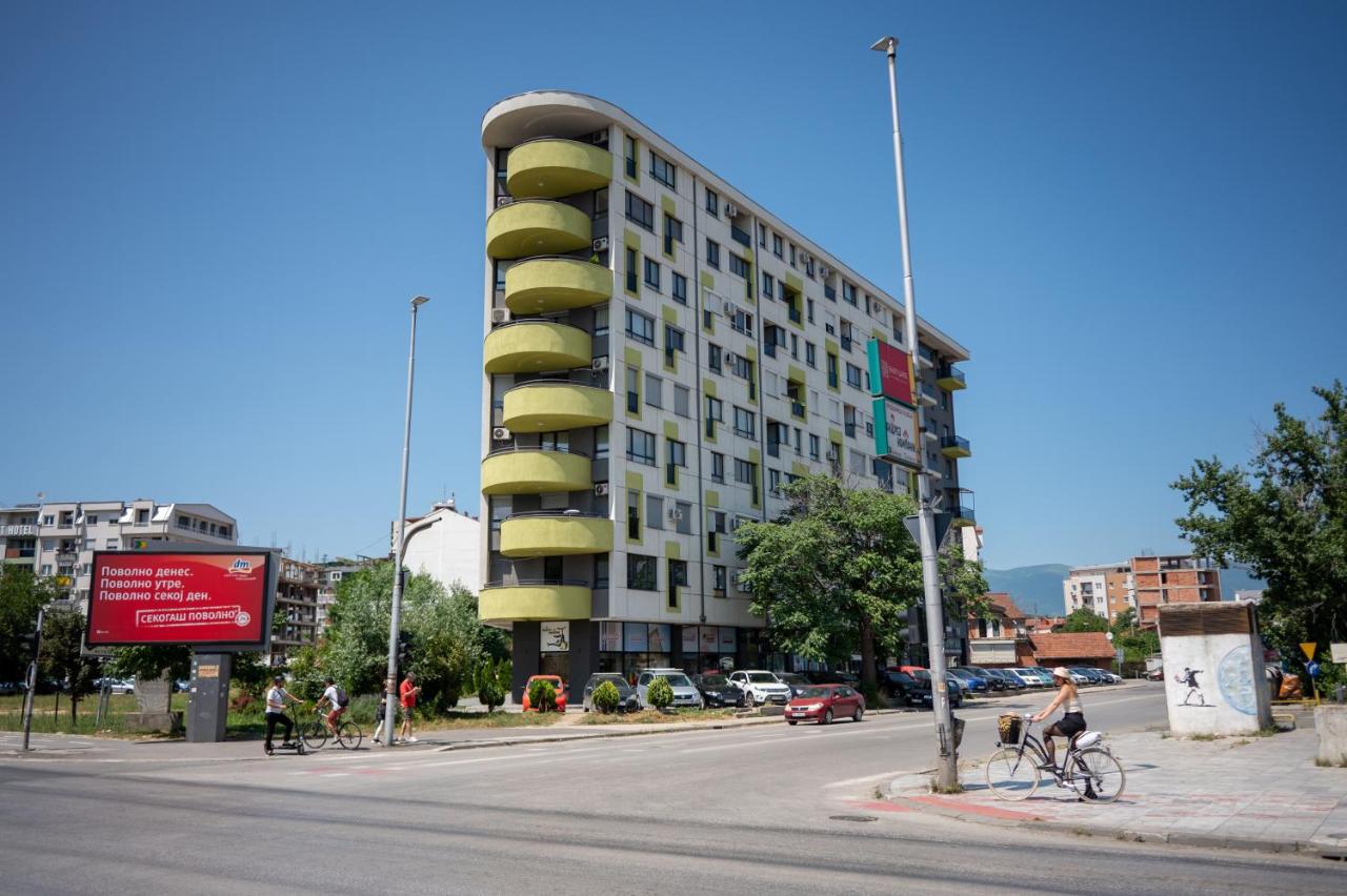 Skopje Station Apartment - B&B