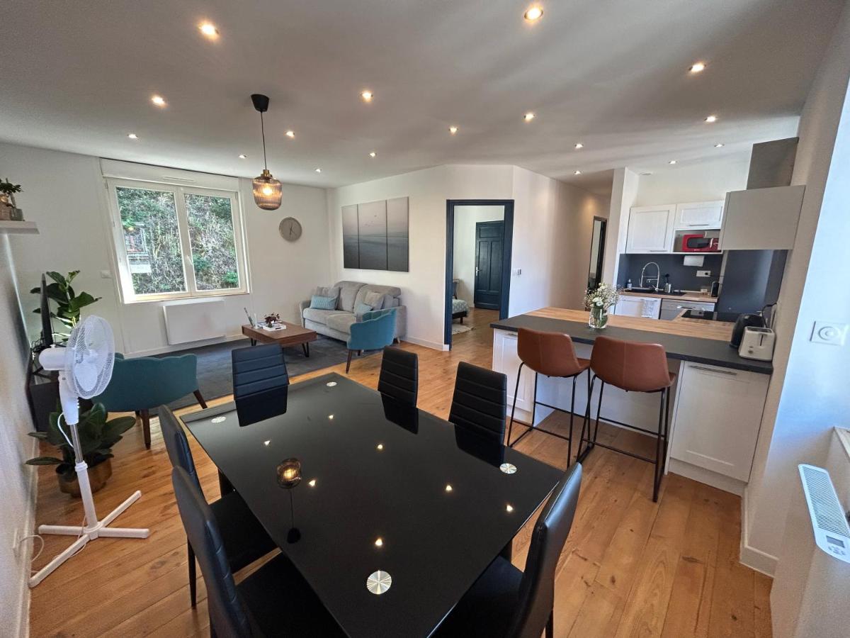 Appartement confortable de 80m2 Centre ville de Quimper & Parking privé - Ferienwohnung