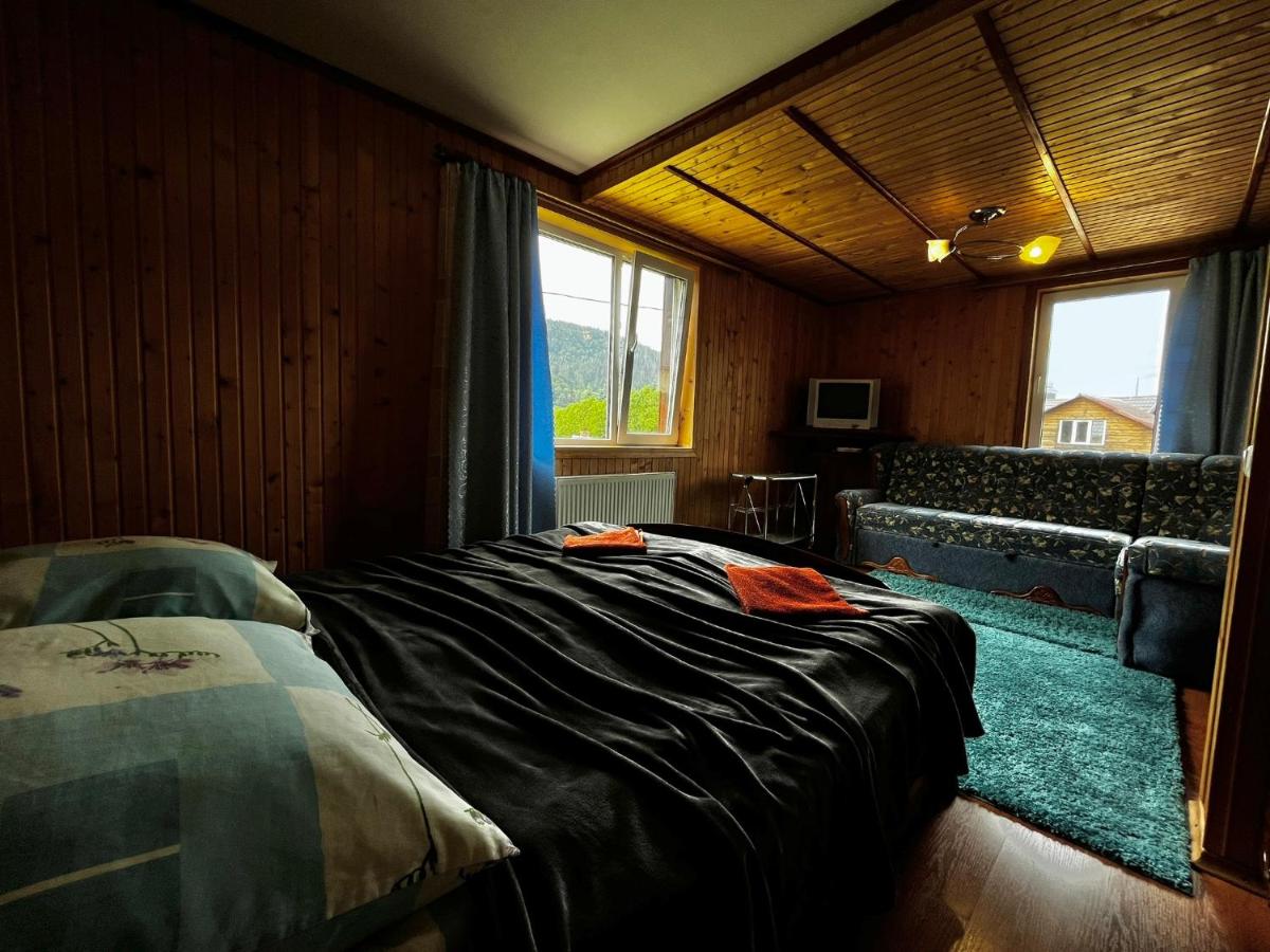 Deluxe Double or Twin Room with Mountain View