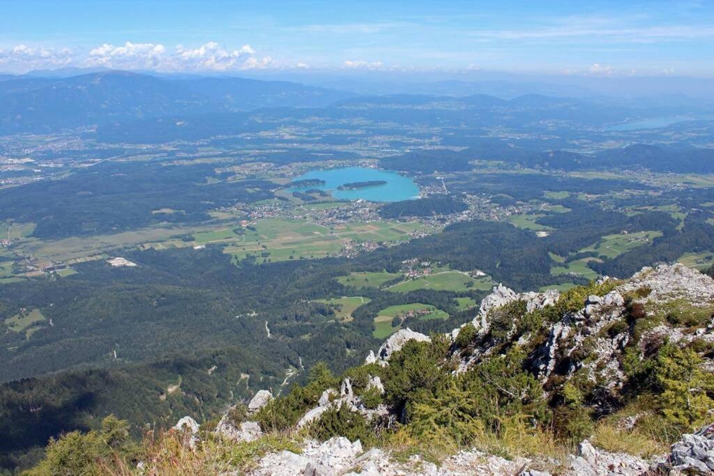 Cosy and Stylish Apartment near Faaker See - Chambres d’hôtes Latschach ober dem Faakersee