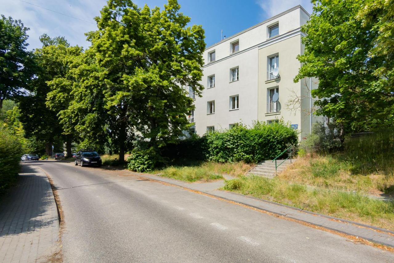 Cozy Apartment Batalionów Chłopskich in Gdynia by Noclegi Renters - Ferienwohnung