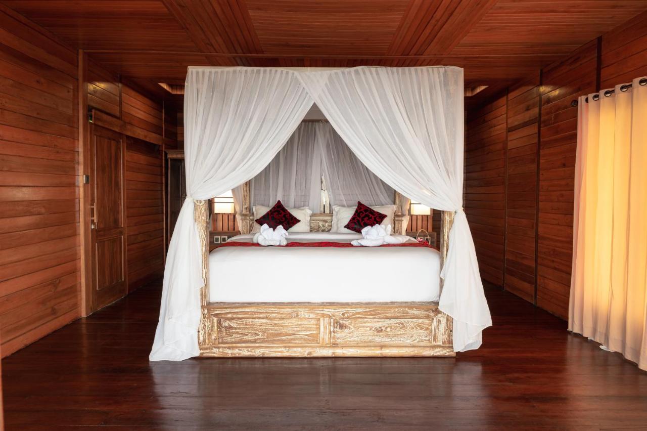 One Bedroom Villa with Jacuzzi