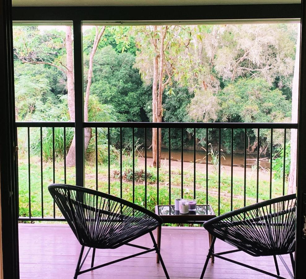 Hinchinbrook Riverview Retreat - B&B