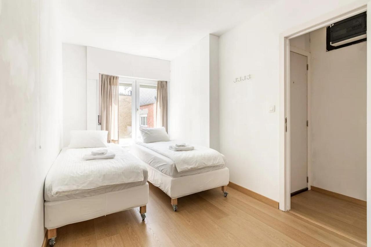 Modern flat at 250 meter from the beach - Chambres d’hôtes Blankenberge