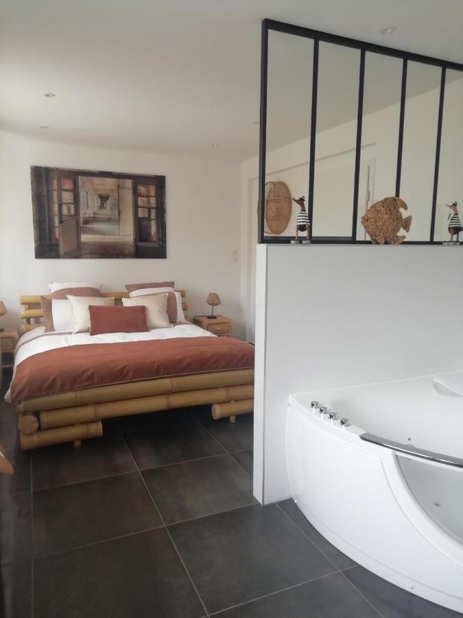 King Room with Spa Bath