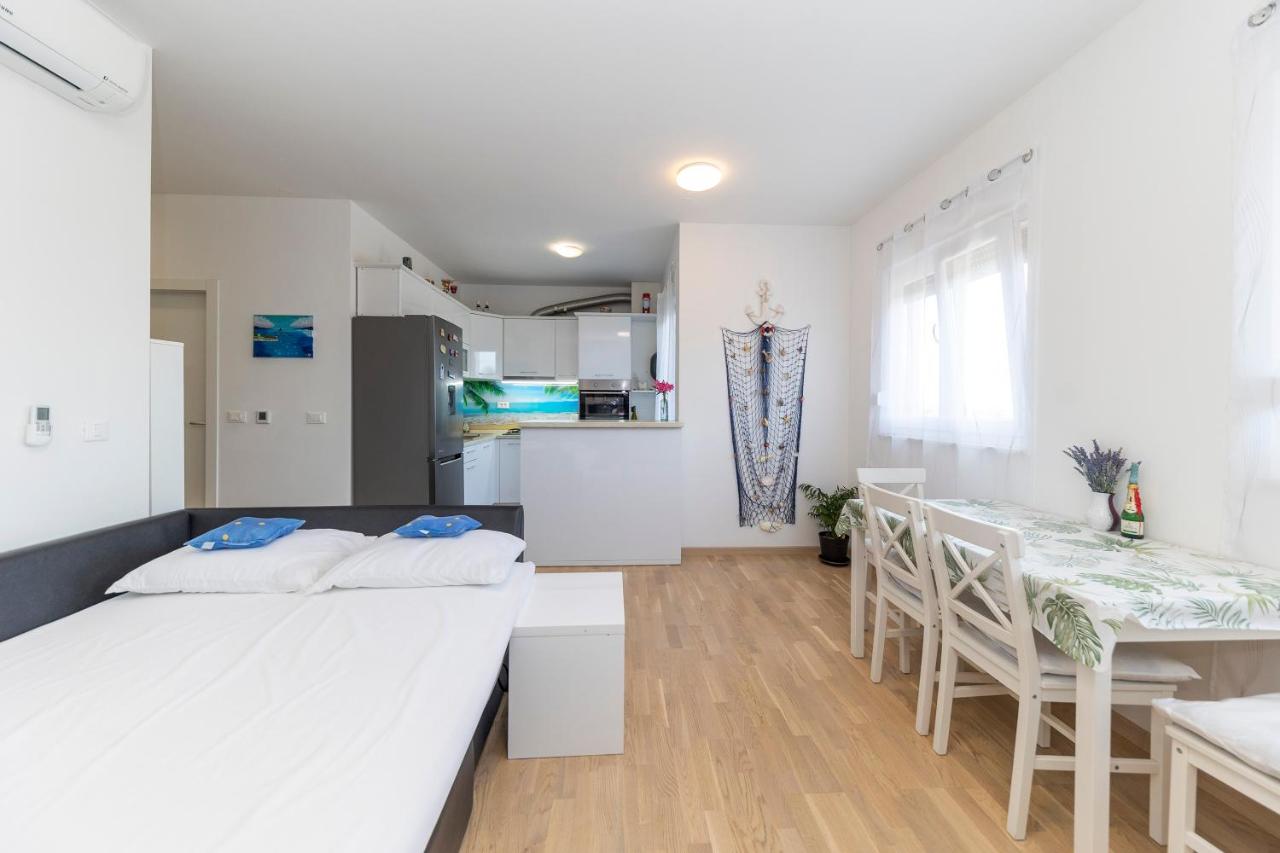 Luna - Bed and Breakfast Zadar