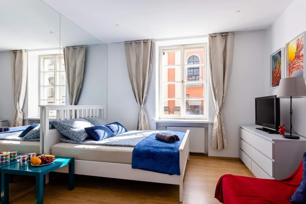 Miodowa 12, Old Town / 200 m from Castle Square - B&B Varsavia