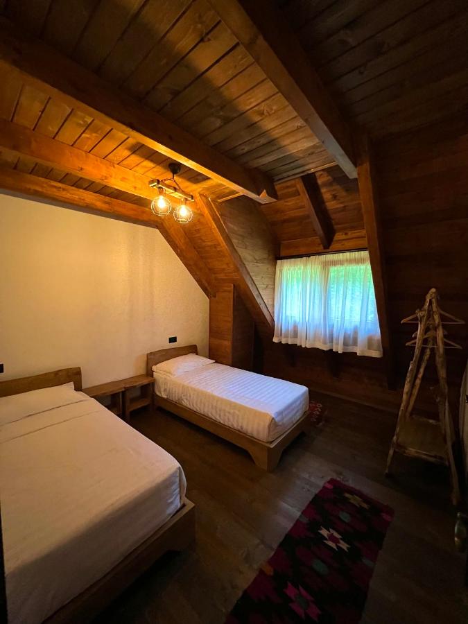 Petite Chambre Double ou Lits Jumeaux