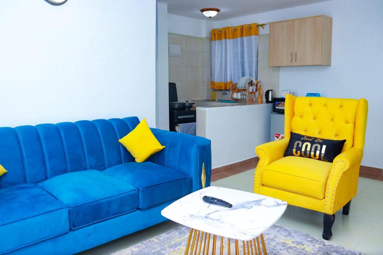 Cozy one bedroom thika Road near garden city - Bed and Breakfast Nairobi