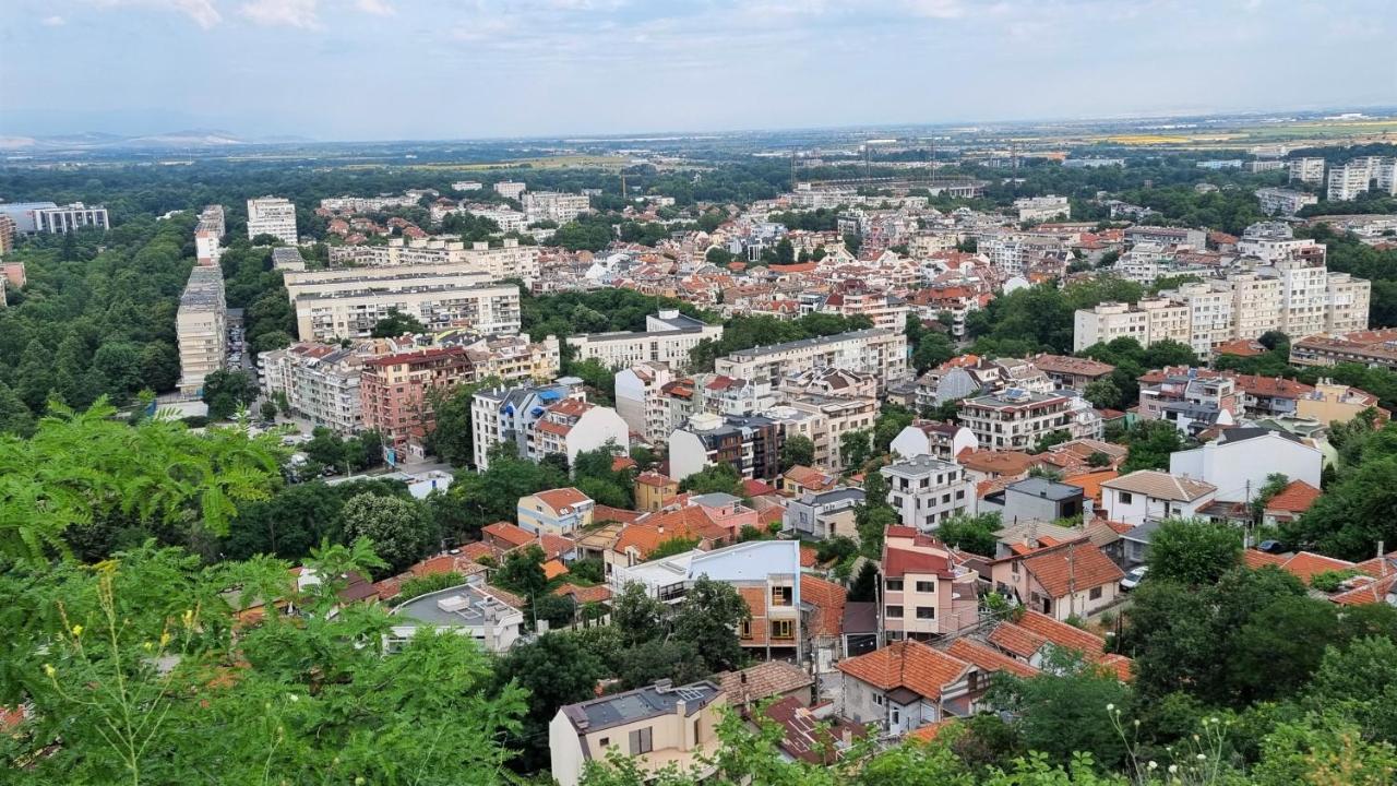 Luxury Quiet Apartment in the City Center - Chambres d’hôtes Plovdiv