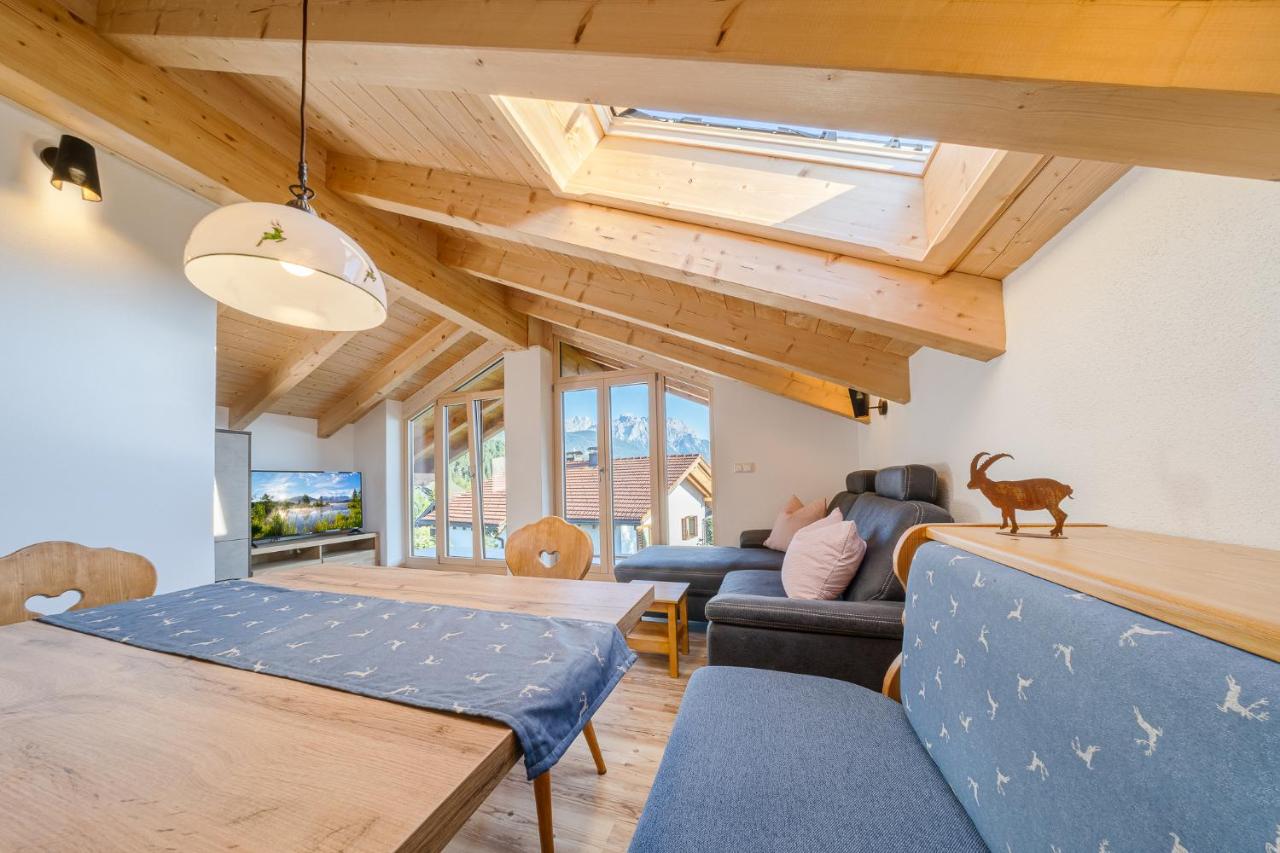 Ferienwohnungen Zum Bachl - Karwendelblick - B&B Krün