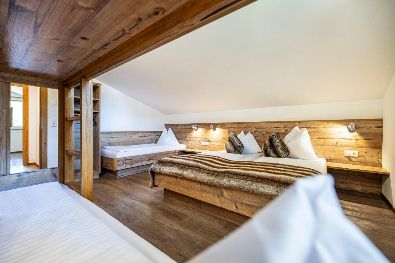 Deluxe Two-Bedroom Apartment