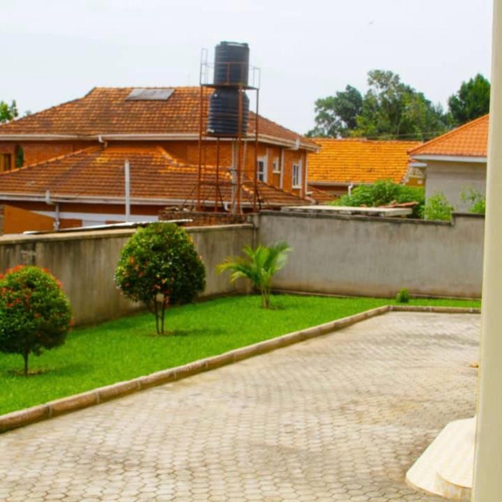 The Amani Haven - B&B