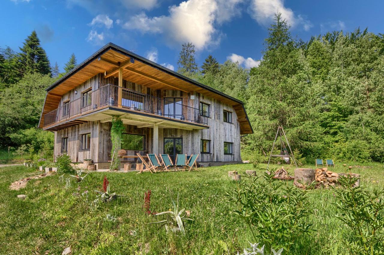 Chabrowo Retreat - dom 220m2 nad jeziorem Klimkówka, Beskid Niski - B&B Uście Gorlickie