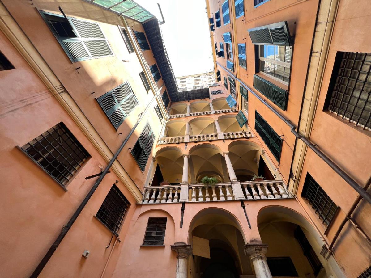 House Doge Antonino by Holiday World - B&B Genova