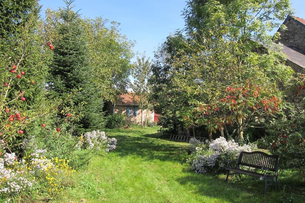 B&B Ronnet - La Maison du Berger de La Chassagne - Bed and Breakfast Ronnet