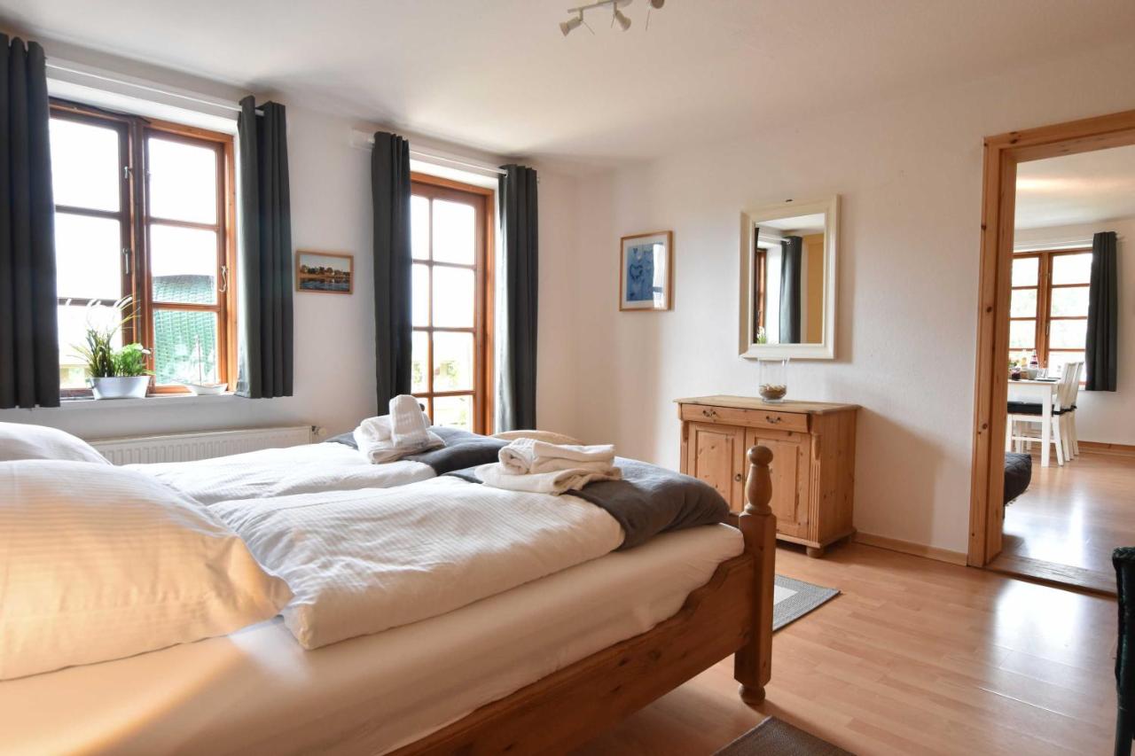 Apartment mit Balkon
