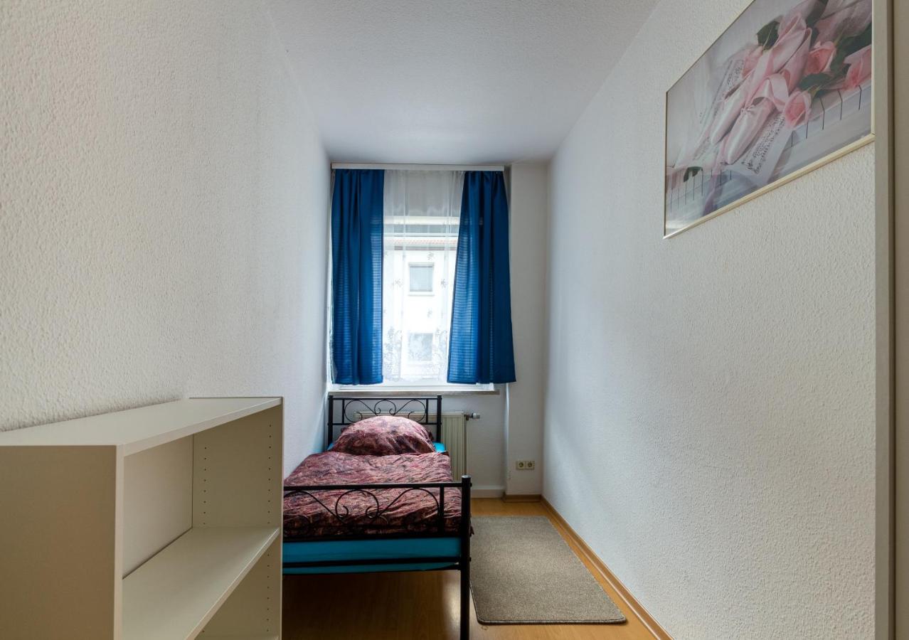 3 Zimmer FeWo Karli - B&B Lipsia