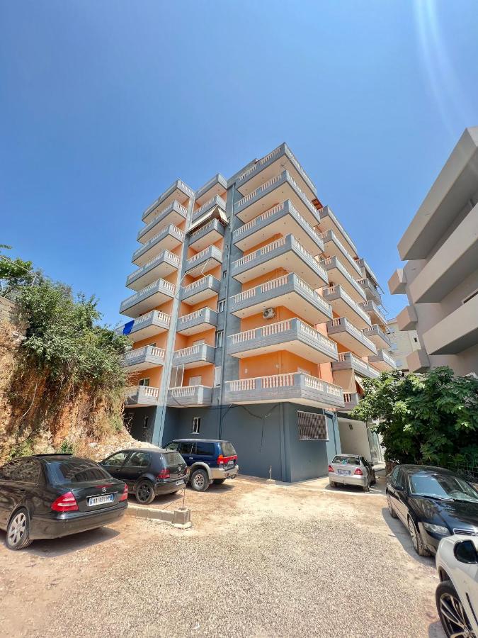 Amar's Apartments - B&B Saranda
