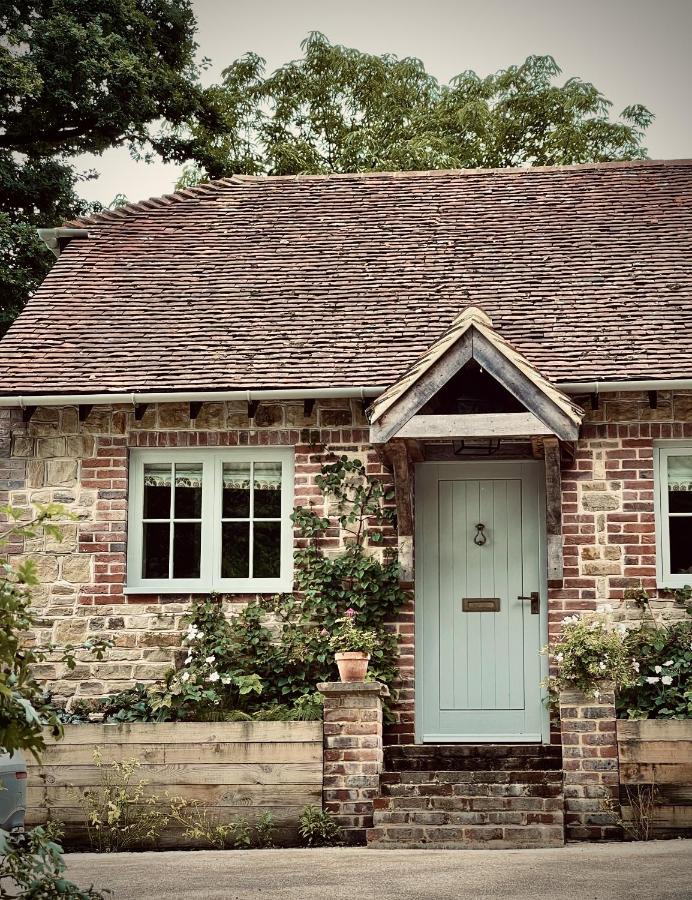 Plum Henley - B&B