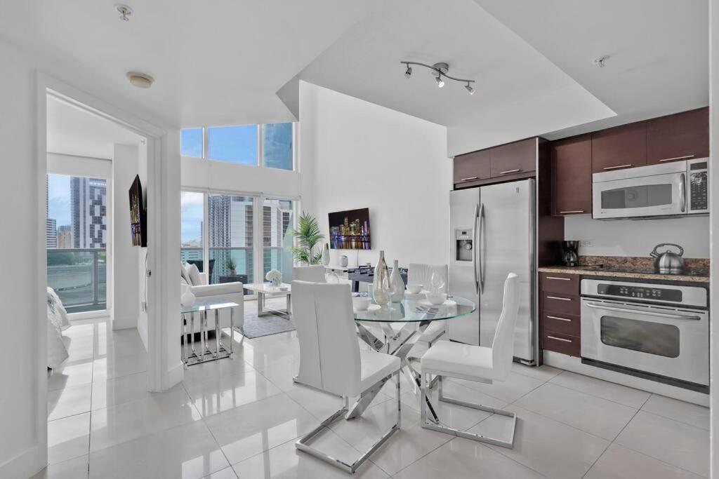 B&B Miami - Marvelous 2 bedroom Loft - Bed and Breakfast Miami