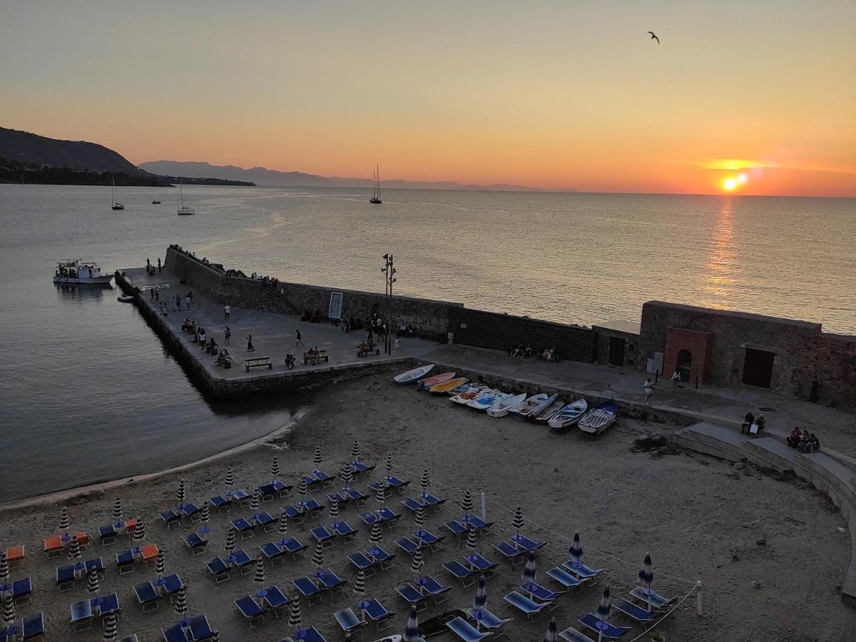 Casa Vacanze Tramonto alla Marina - Chambres d’hôtes