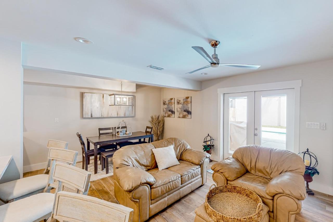 Carolyn's Beach House unit B - B&B