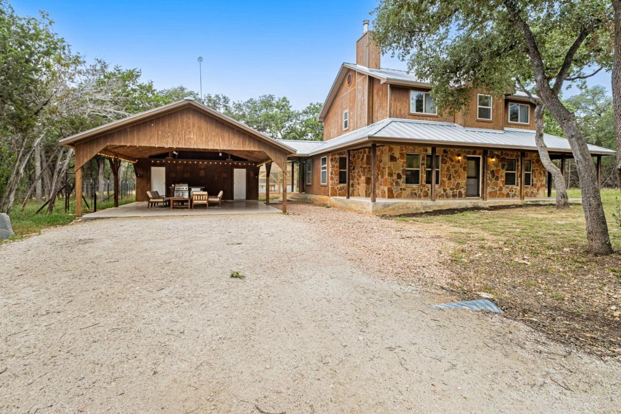 B&B Blanco - Forest Retreat - Houston House - Bed and Breakfast Blanco