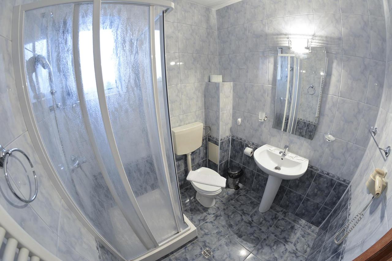 Apartment mit Poolblick
