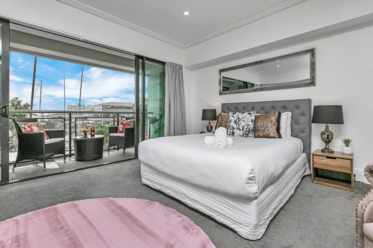 B&B Auckland - Marina Magic! - Bed and Breakfast Auckland