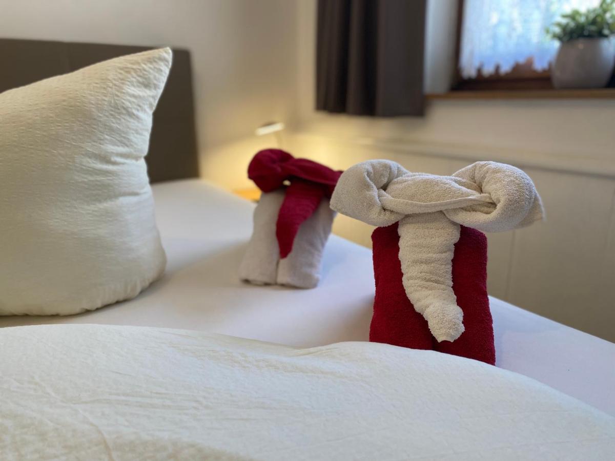 Doppelzimmer mit Balkon