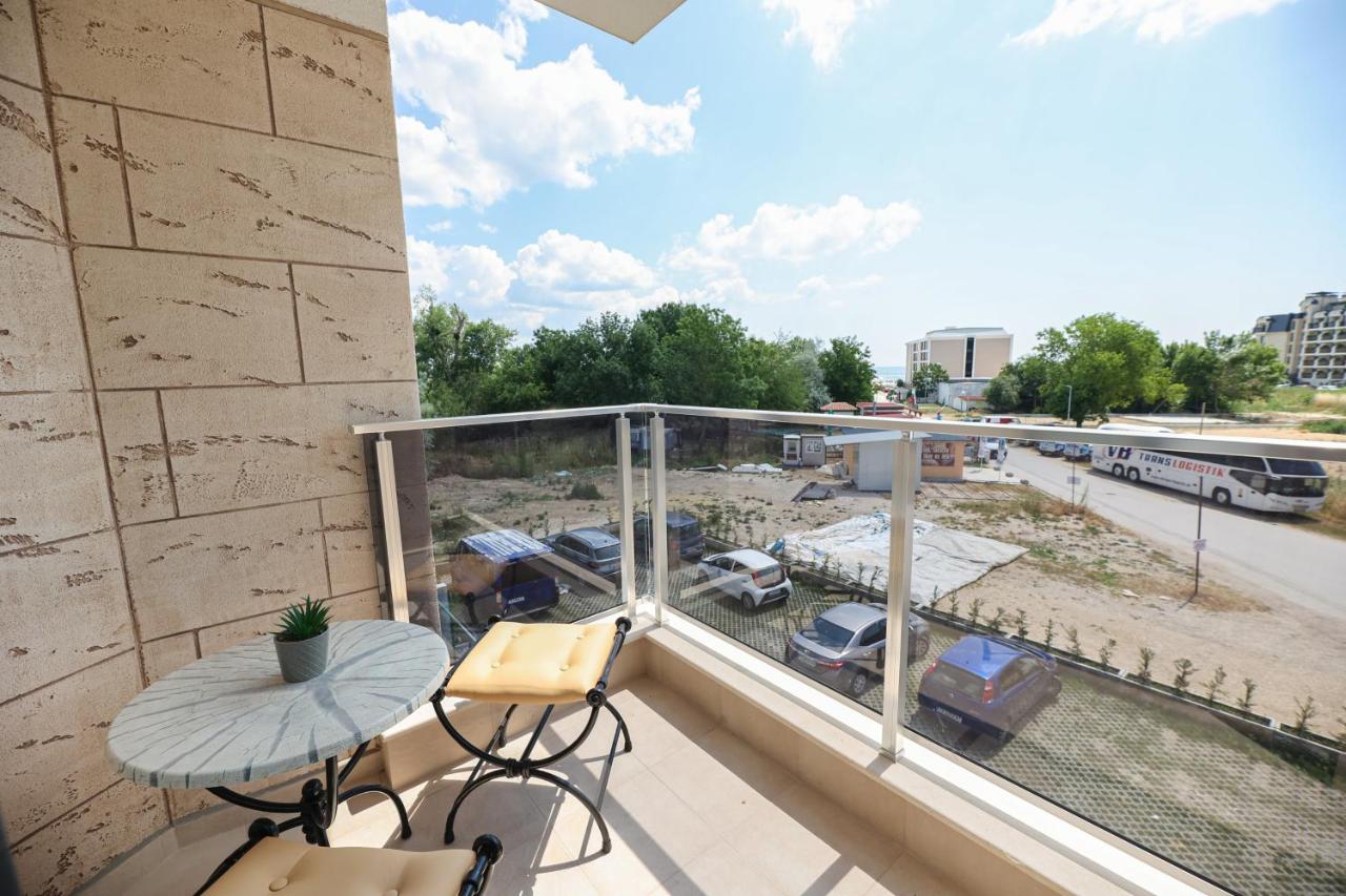 Studio Apartment with Sea View