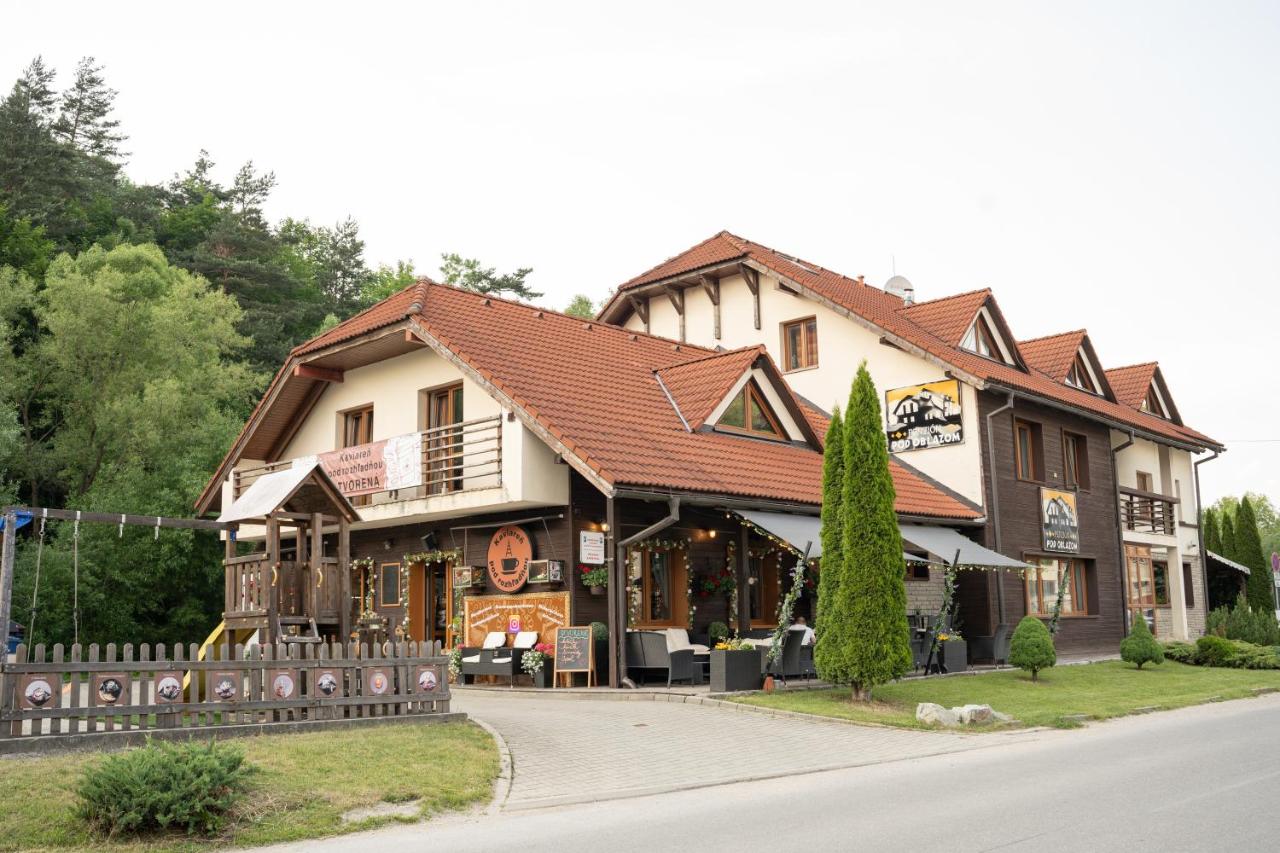 Penzion pod Oblazom - B&B