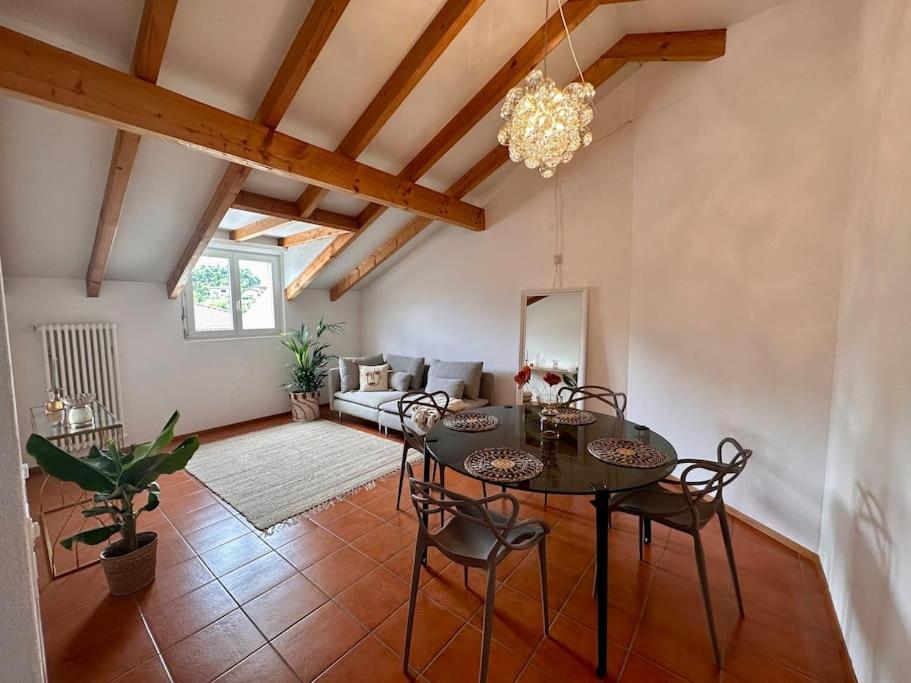 Cozy Ascona: attico mansardato - B&B