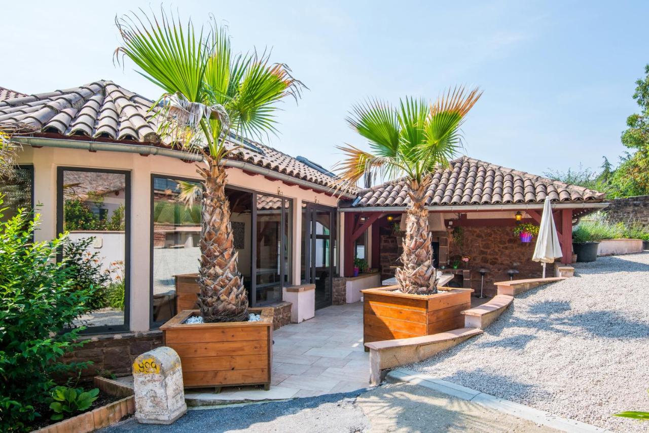 Les Roses d'Angelina - Superbe maison avec piscine - Bed and Breakfast