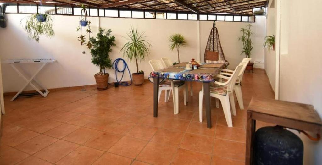 B&B Tangier - Centre appartement terrasse WIFI PRIVER avec 1 salon et 1 chambre - Bed and Breakfast Tangier