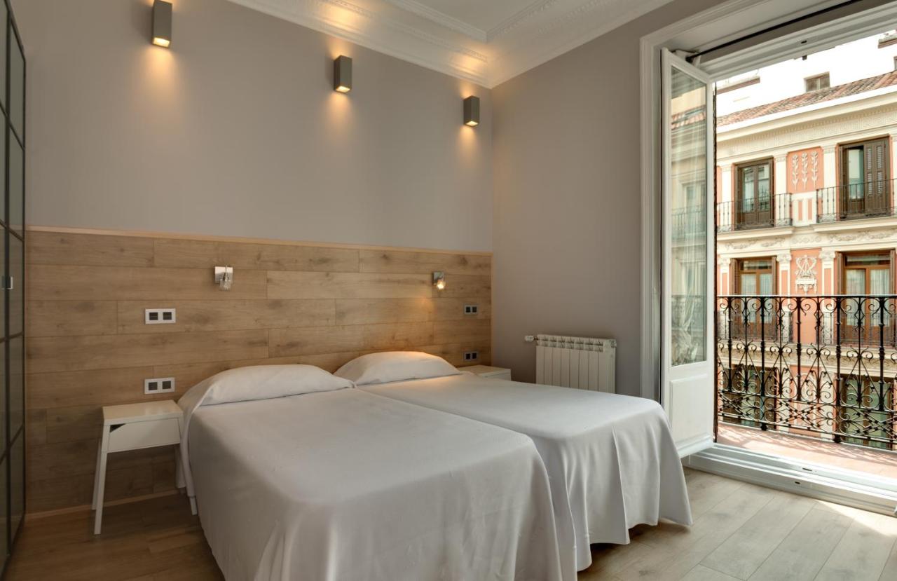 Appartement 1 Chambre avec Balcon (3-5 Adultes)