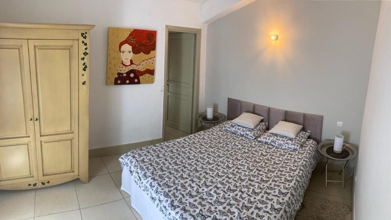 Appartement T3 centre ville - Ferienwohnung Narbonne
