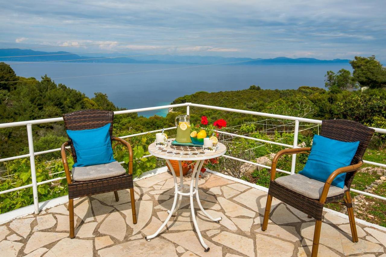 Agnis House - Ferienwohnung Antípaxos