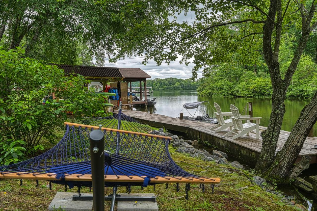 Castaway Cove - Bed and Breakfast