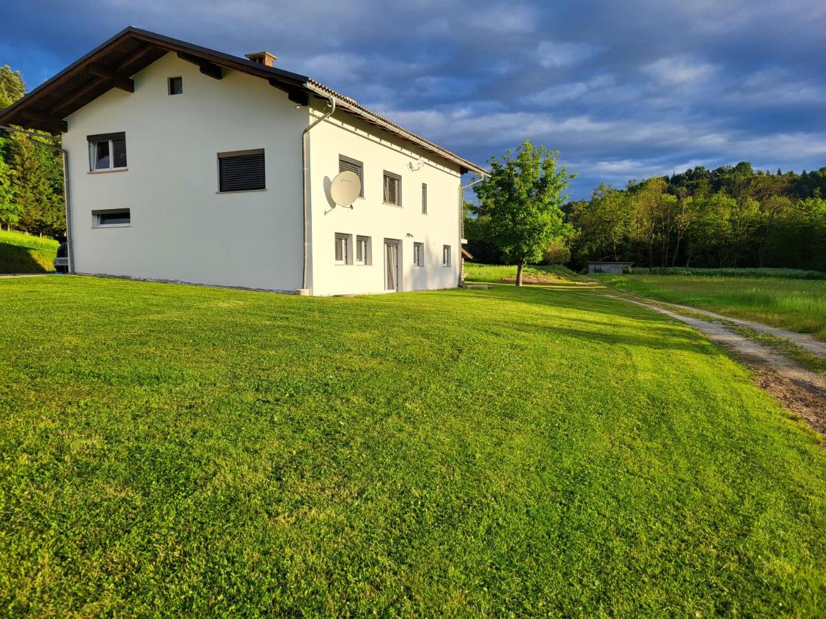 Under The Castle - B&B Dob