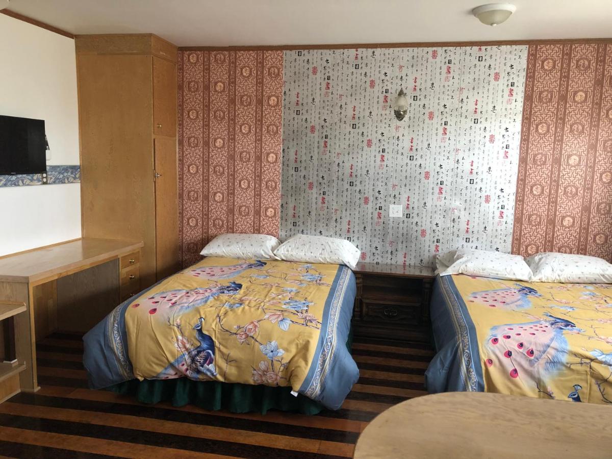 Heritage Place Hotel - Ferienwohnung Gravelbourg
