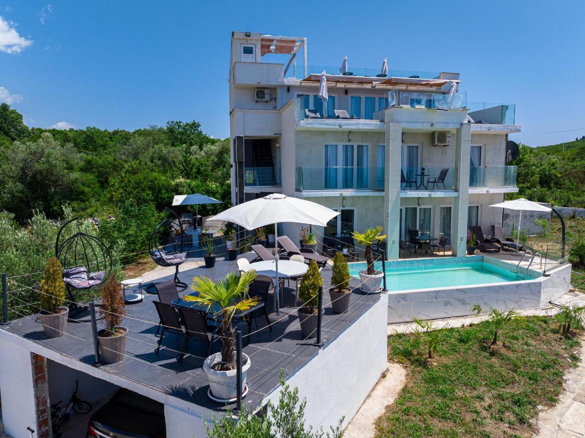 B&B Budva - Villa Hacienda - Bed and Breakfast Budva