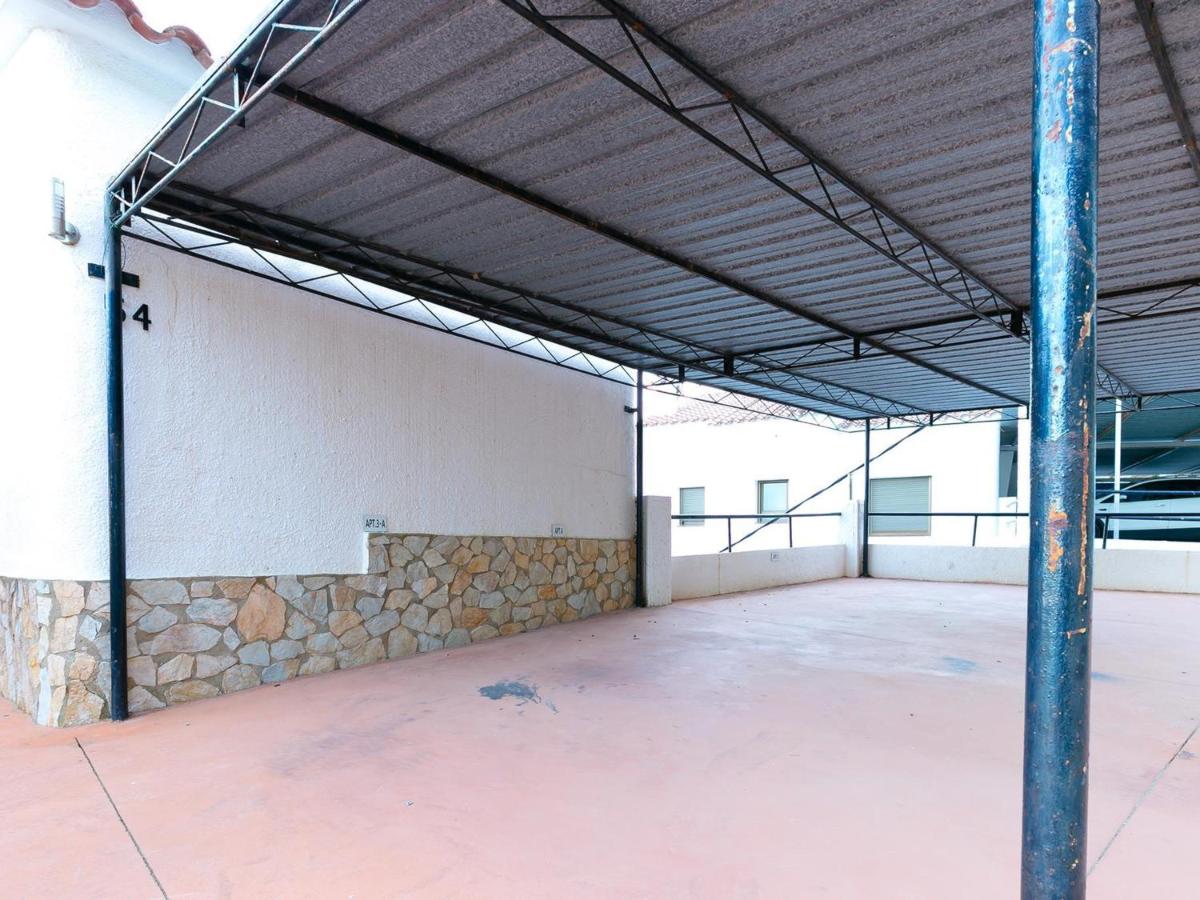 Apartamento renovado con terraza y piscina - ES-228-159 - B&B Roses