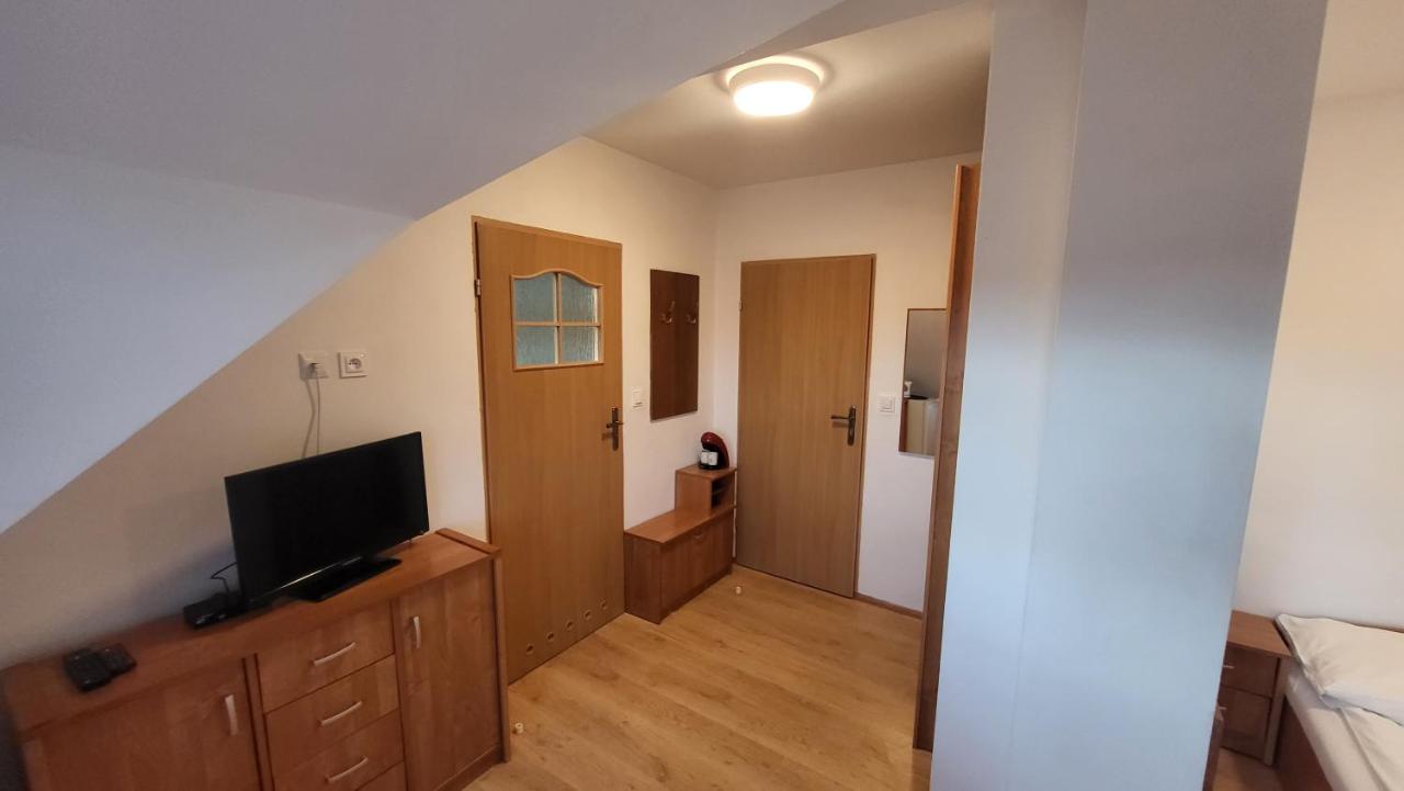 Triple Room with Private Bathroom
