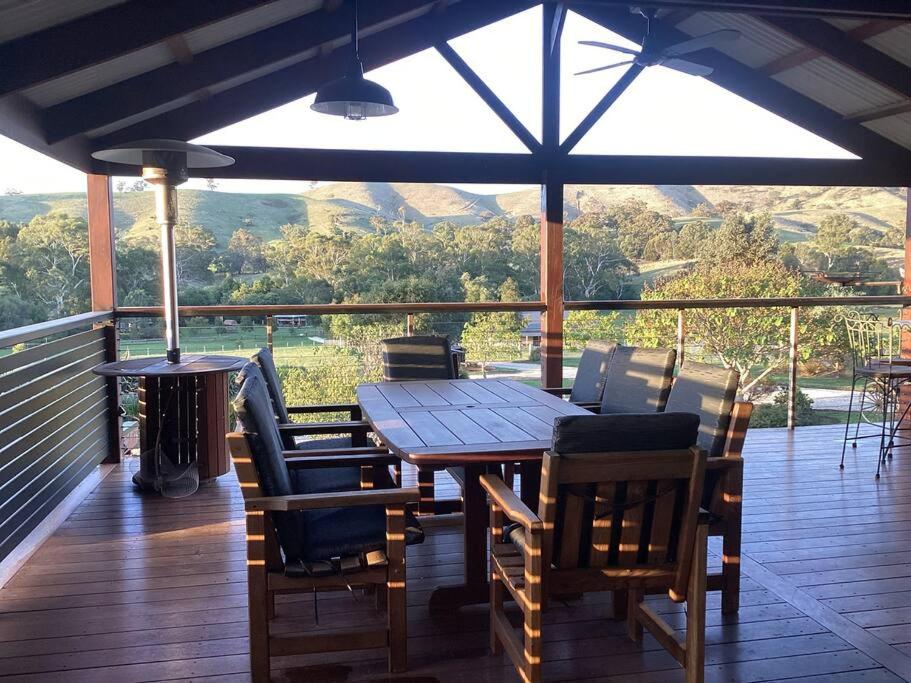 Strath Creek Station farm-stay - Bed and Breakfast