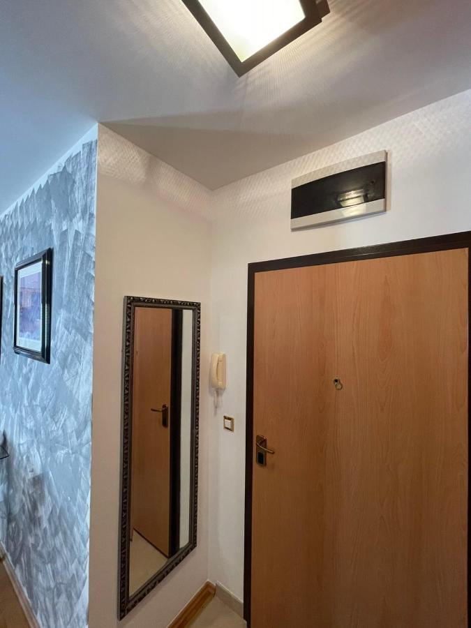 Apartment XENA Novi Vinodolski - Balcony and Sea View - first row to the sea - free wifi - free parking - Chambres d'hôtes Novi Vinodolski