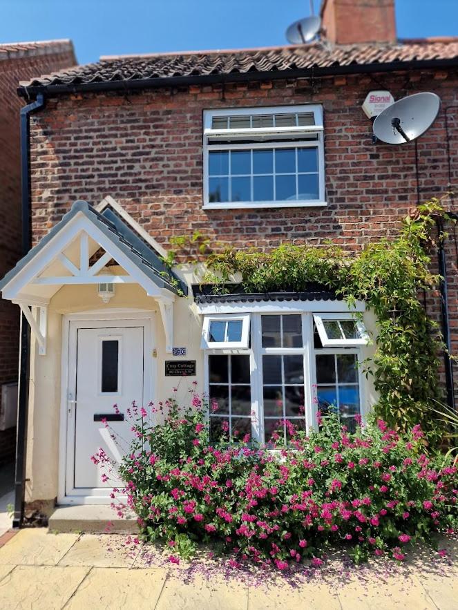 B&B Bawtry - Cosy Cottage 90 - Central Bawtry - 2 Bedroom - High End Furnishings - Bed and Breakfast Bawtry