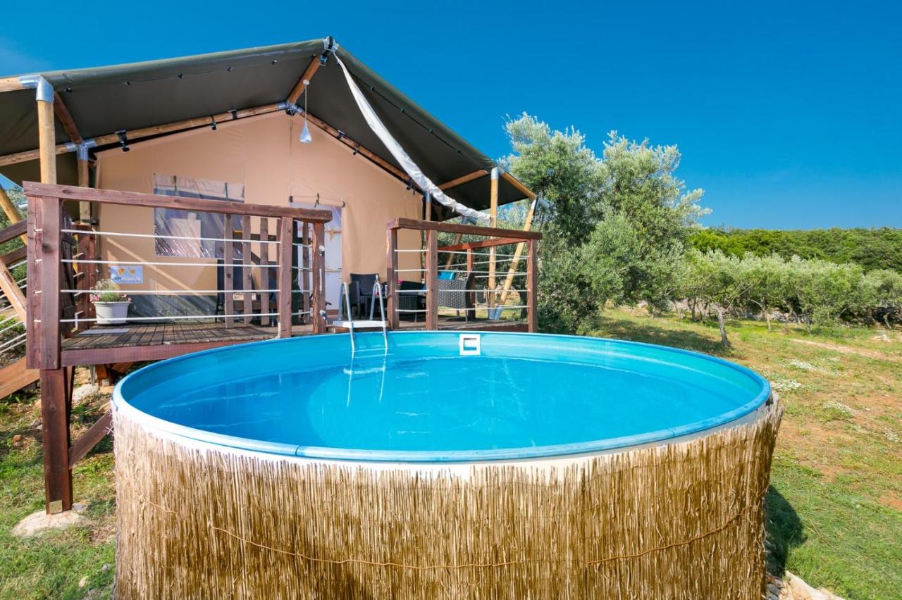 Prima insula glamping - Ferienwohnung Brusići